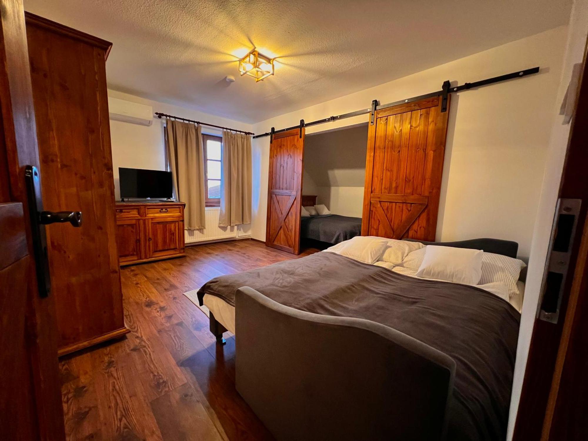 Bed and Breakfast Pilisi Lovas Major, Dorog Exterior foto